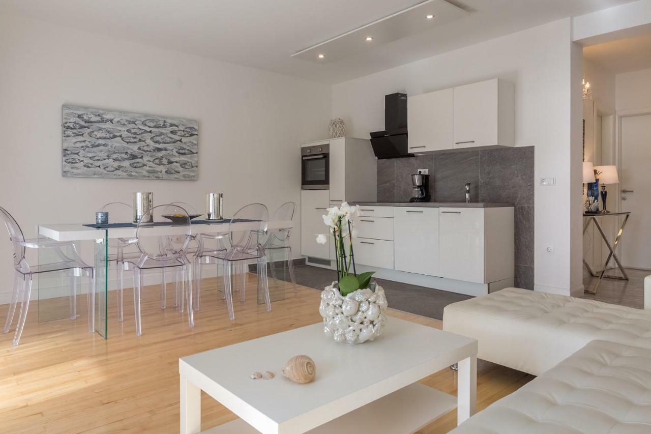 Apartments Villa Lux دوغي رات المظهر الخارجي الصورة