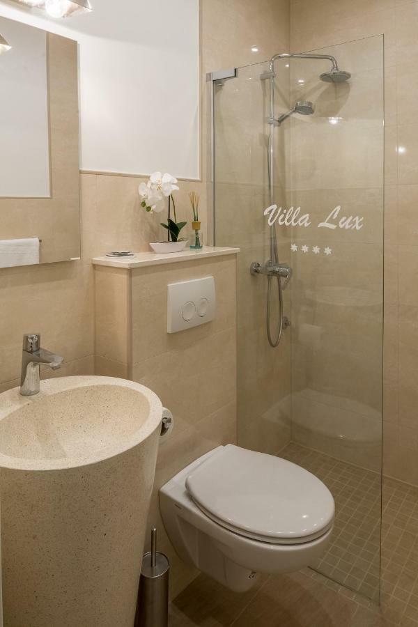 Apartments Villa Lux دوغي رات المظهر الخارجي الصورة
